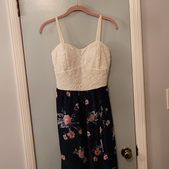 Lily Rose Dresses & Skirts - Pretty nwot Lily Rose dress.
